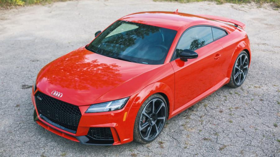  Audi TT RS Coupe (8S) 2017 года  (NA) (фото 10 из 36)